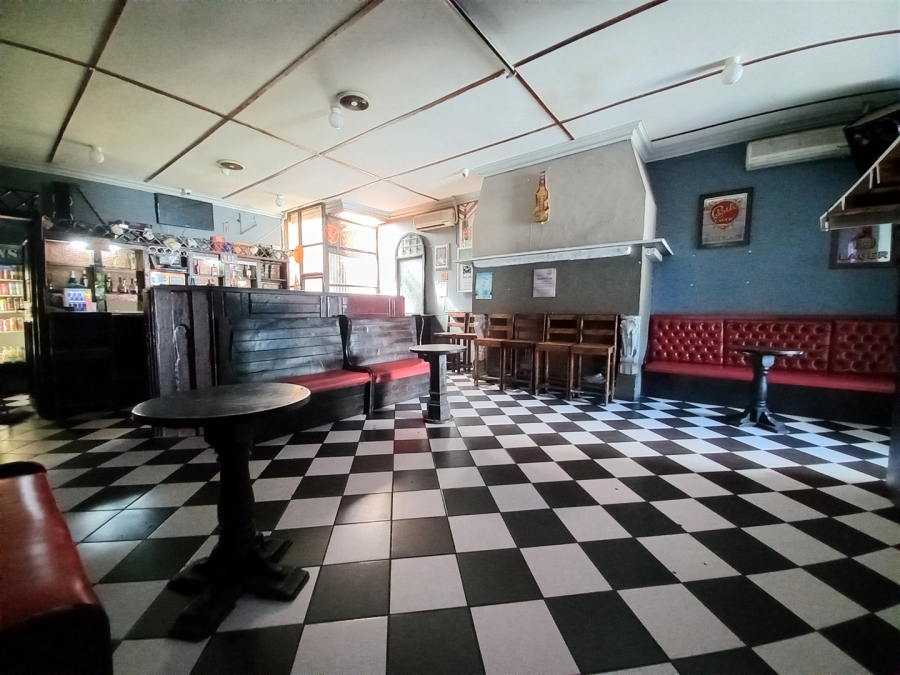 Commercial Property for Sale in Uitenhage Central Eastern Cape